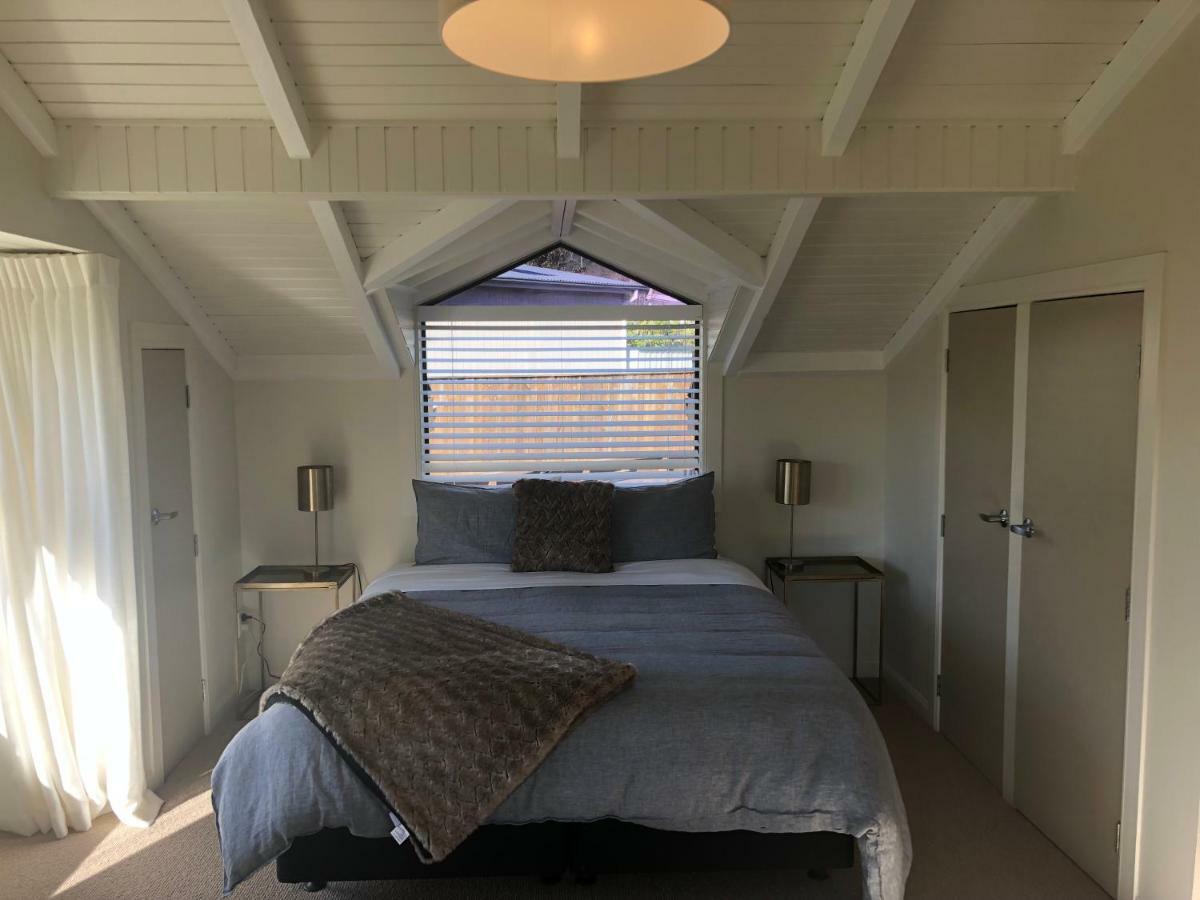 Kinloch Lakeview Lodge - Taupo Zewnętrze zdjęcie