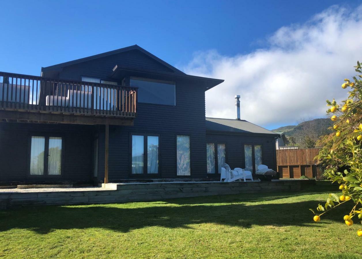 Kinloch Lakeview Lodge - Taupo Zewnętrze zdjęcie