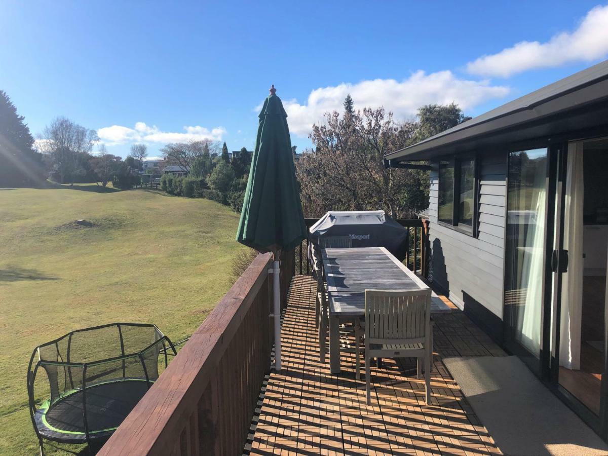 Kinloch Lakeview Lodge - Taupo Zewnętrze zdjęcie
